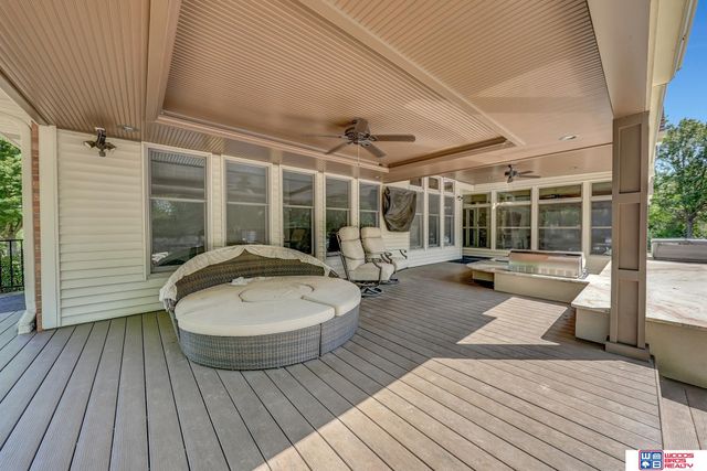 5501 Aaron Circle, Lincoln, NE 68516