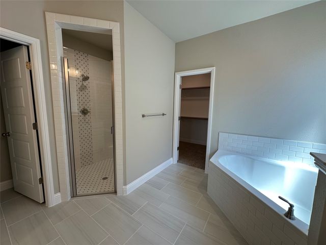 2009 Belle Lagos Ln, Cleburne, TX 76033