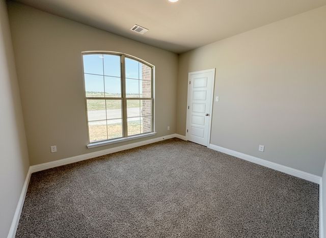 2009 Belle Lagos Ln, Cleburne, TX 76033