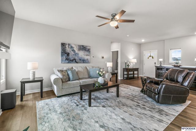 9003 Alexandra Road, Papillion, NE 68157