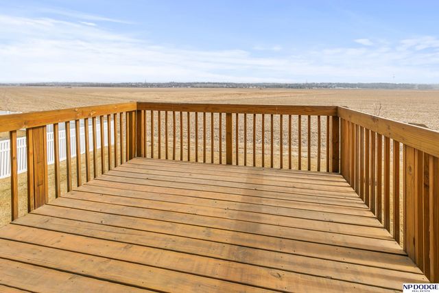 9003 Alexandra Road, Papillion, NE 68157