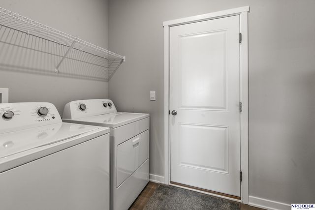 9003 Alexandra Road, Papillion, NE 68157