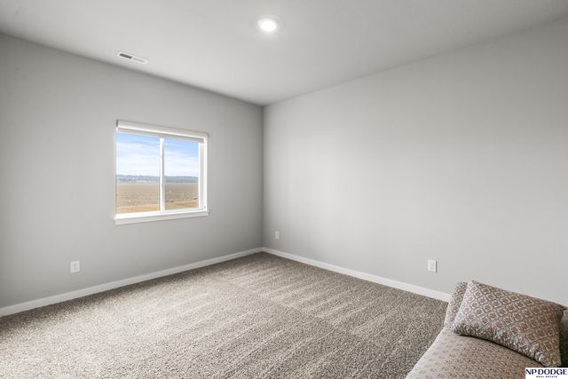 9003 Alexandra Road, Papillion, NE 68157