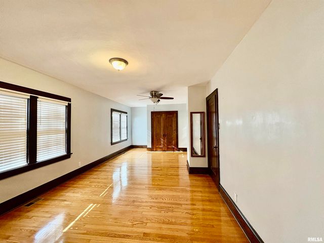 290 Finley Street, Jacksonville, IL 62650