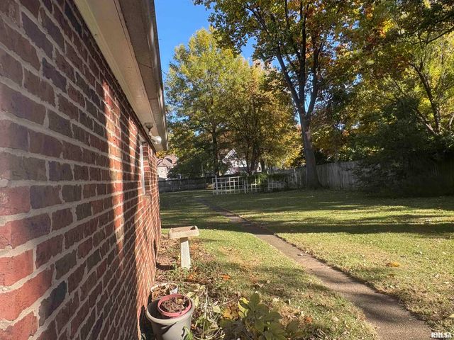 290 Finley Street, Jacksonville, IL 62650