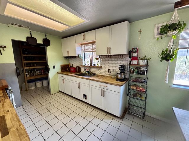 37728 Squaw Valley Road, Yokuts Valley, CA 93675