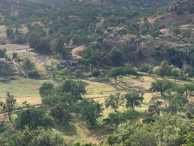 37728 Squaw Valley Road, Yokuts Valley, CA 93675