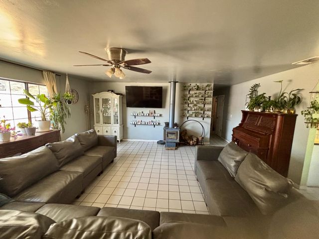 37728 Squaw Valley Road, Yokuts Valley, CA 93675