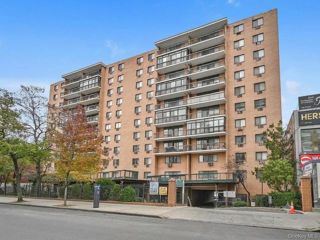 13675 37th Avenue 3H, Flushing, NY 11354