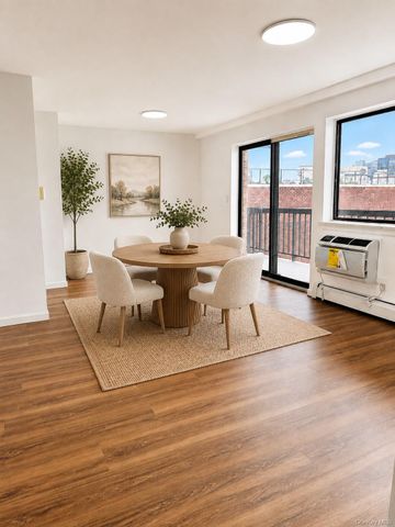 13675 37th Avenue 3H, Flushing, NY 11354