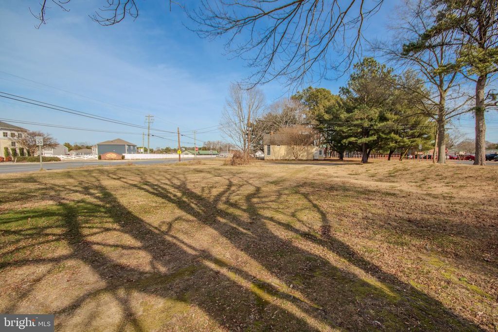 Image 4 of property listing at 0 PEMBERTON DR, Salisbury, MD 21801