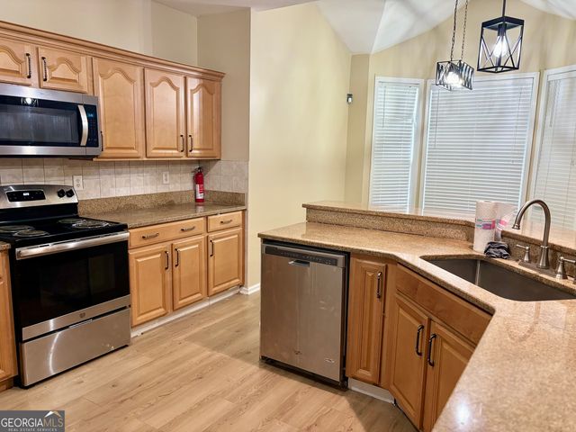 175 Glenleigh Walk, Fayetteville, GA 30214