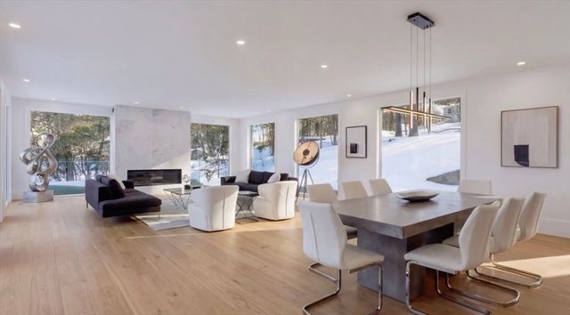 3 Effie Pl, Lexington, MA 02421