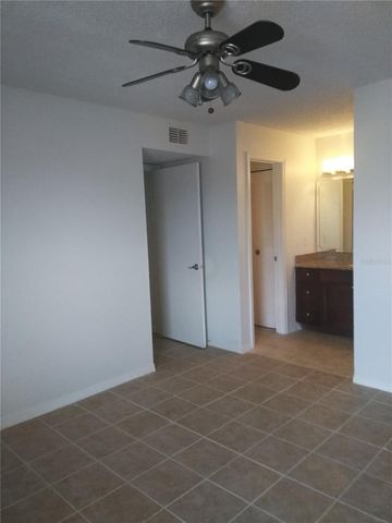 5168 CONROY ROAD 1636, Orlando, FL 32811
