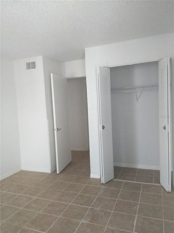 5168 CONROY ROAD 1636, Orlando, FL 32811