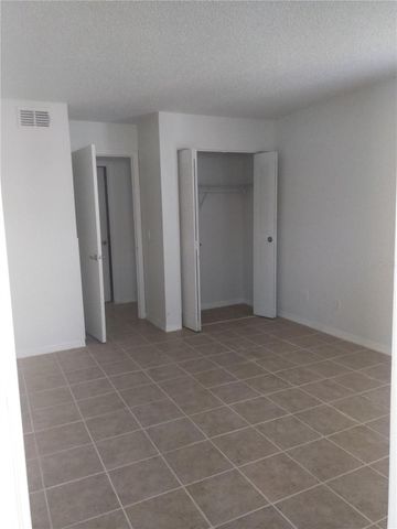 5168 CONROY ROAD 1636, Orlando, FL 32811