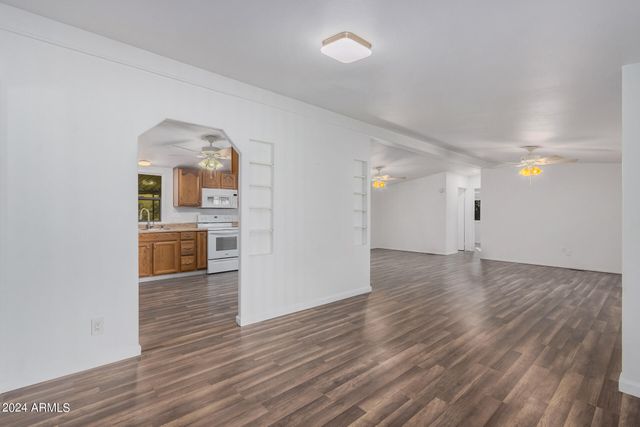 2650 W UNION HILLS Drive 54, Phoenix, AZ 85027