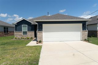 65 Road 51030, Cleveland, TX 77327