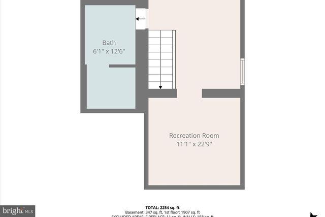 8221 HICKORY HILL DR, Manassas, VA 20112