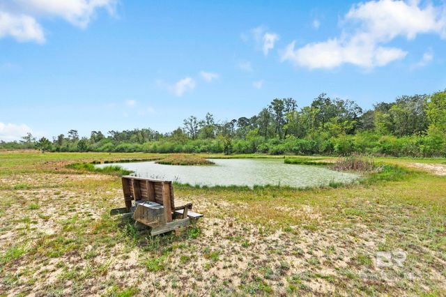 15604 County Road 95, Elberta, AL 36530