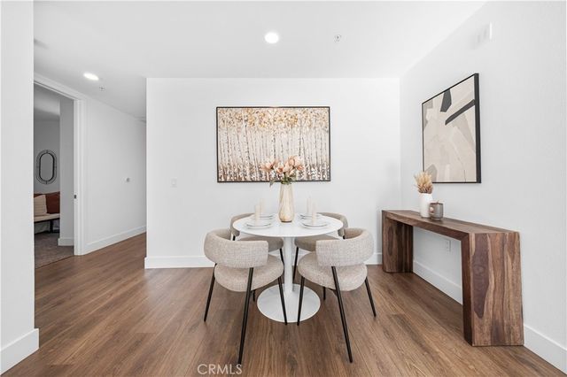 709 E Walnut Street 417, Pasadena, CA 91101