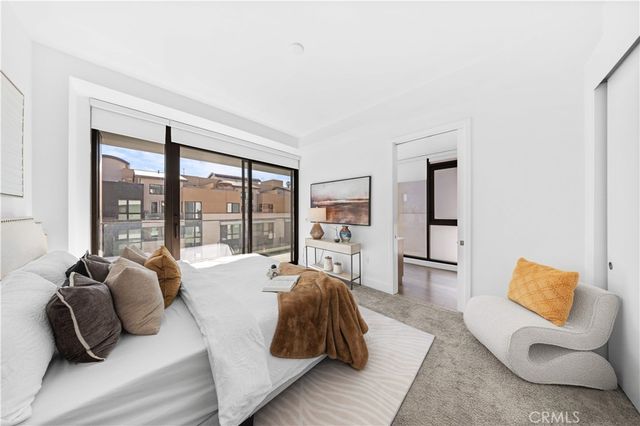 709 E Walnut Street 417, Pasadena, CA 91101