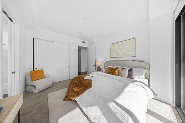 709 E Walnut Street 417, Pasadena, CA 91101