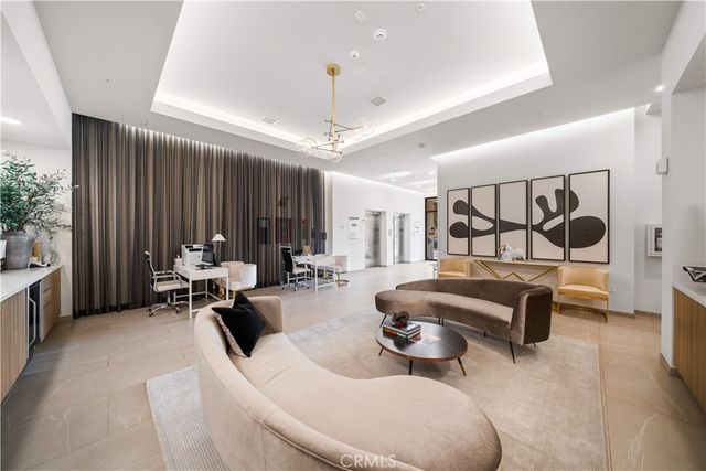 709 E Walnut Street 417, Pasadena, CA 91101