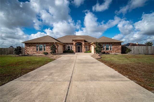 5309 Capernaum Ct, Corpus Christi, TX 78413