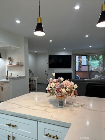 7239 Comstock Avenue E, Whittier, CA 90602