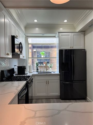 7239 Comstock Avenue E, Whittier, CA 90602