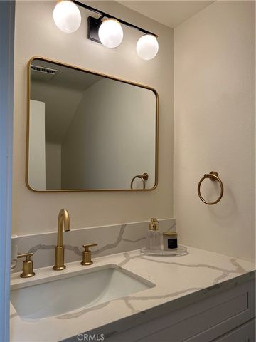 7239 Comstock Avenue E, Whittier, CA 90602