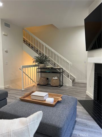 7239 Comstock Avenue E, Whittier, CA 90602