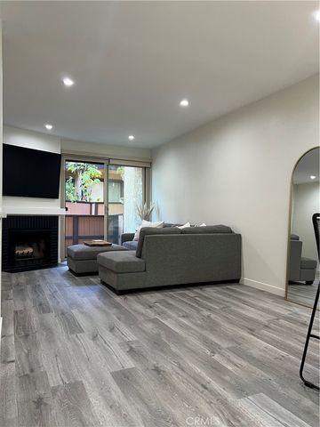 7239 Comstock Avenue E, Whittier, CA 90602