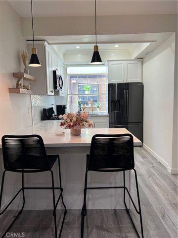 7239 Comstock Avenue E, Whittier, CA 90602