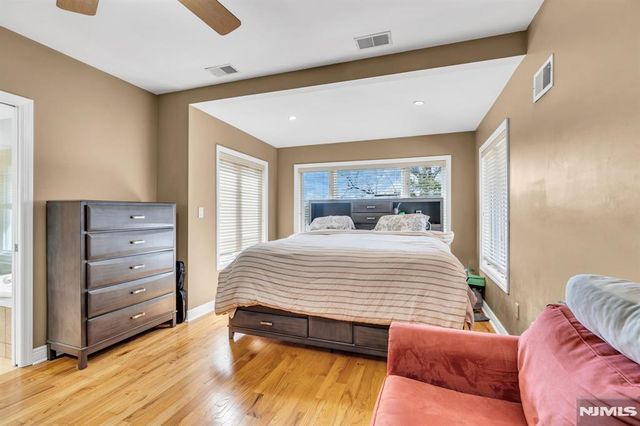 467 Summit, Hackensack, NJ 07601