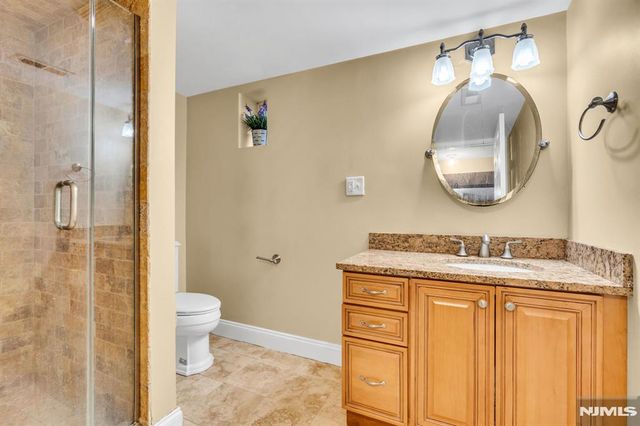 467 Summit, Hackensack, NJ 07601