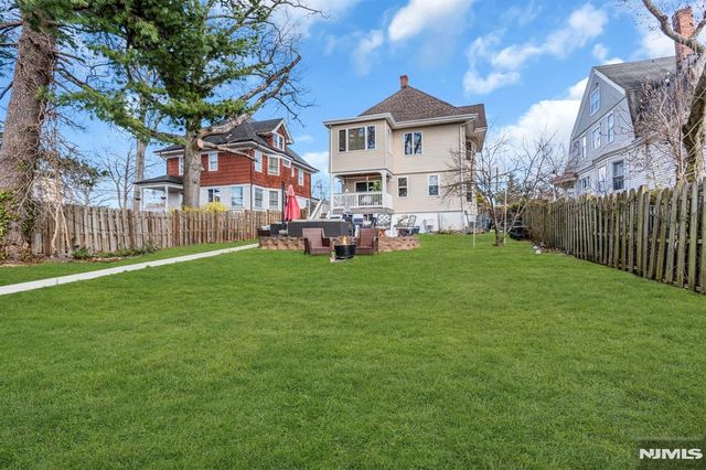 467 Summit, Hackensack, NJ 07601