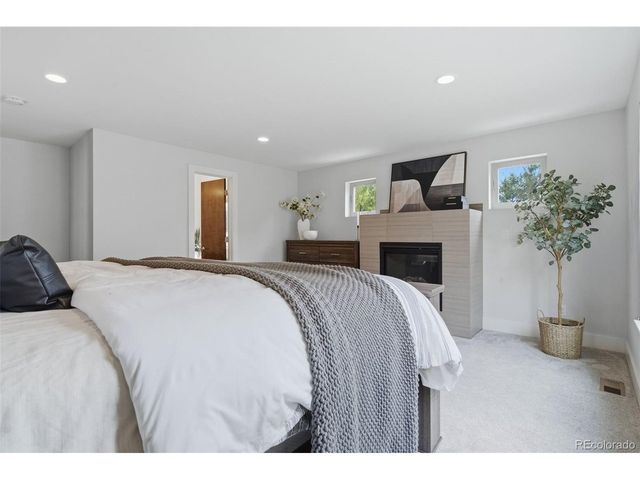 2224 W 37th Ave, Denver, CO 80211