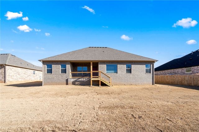 79 W Watson Lane, Farmington, AR 72730