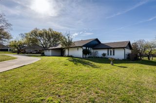 7520 Hewitt Street, North Richland Hills, TX 76182