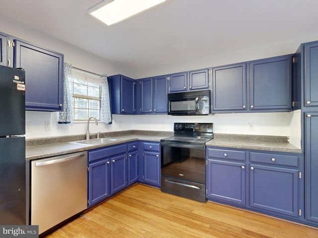 8509 CHARNWOOD CT, Manassas, VA 20111