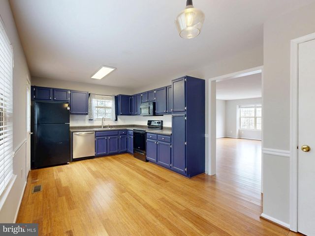 8509 CHARNWOOD CT, Manassas, VA 20111