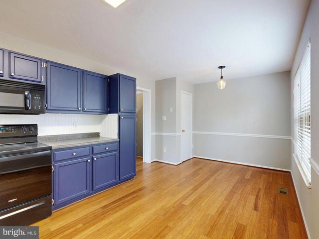 8509 CHARNWOOD CT, Manassas, VA 20111