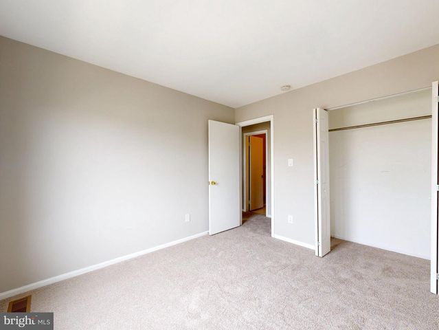 8509 CHARNWOOD CT, Manassas, VA 20111