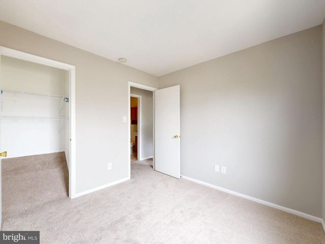 8509 CHARNWOOD CT, Manassas, VA 20111