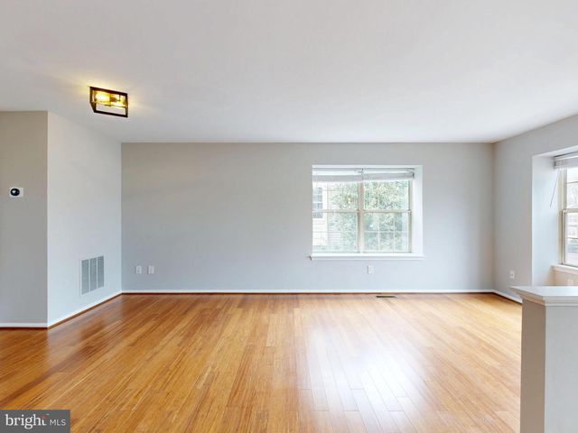 8509 CHARNWOOD CT, Manassas, VA 20111