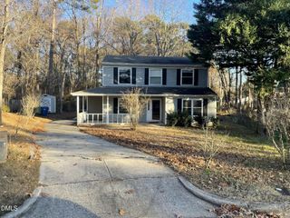 8920 Taymouth Court, Raleigh, NC 27613