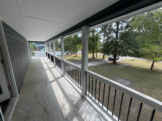 609 S Beech Ave., Andrews, SC 29510
