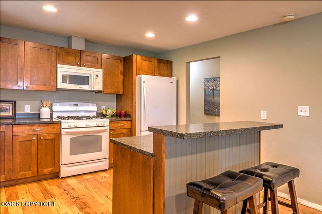 1852 E 26th Avenue, Anchorage, AK 99508